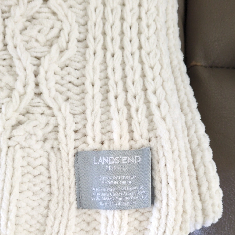Lands' End Cream Cable Knit Throw 4x6 - Picture 2 of 4